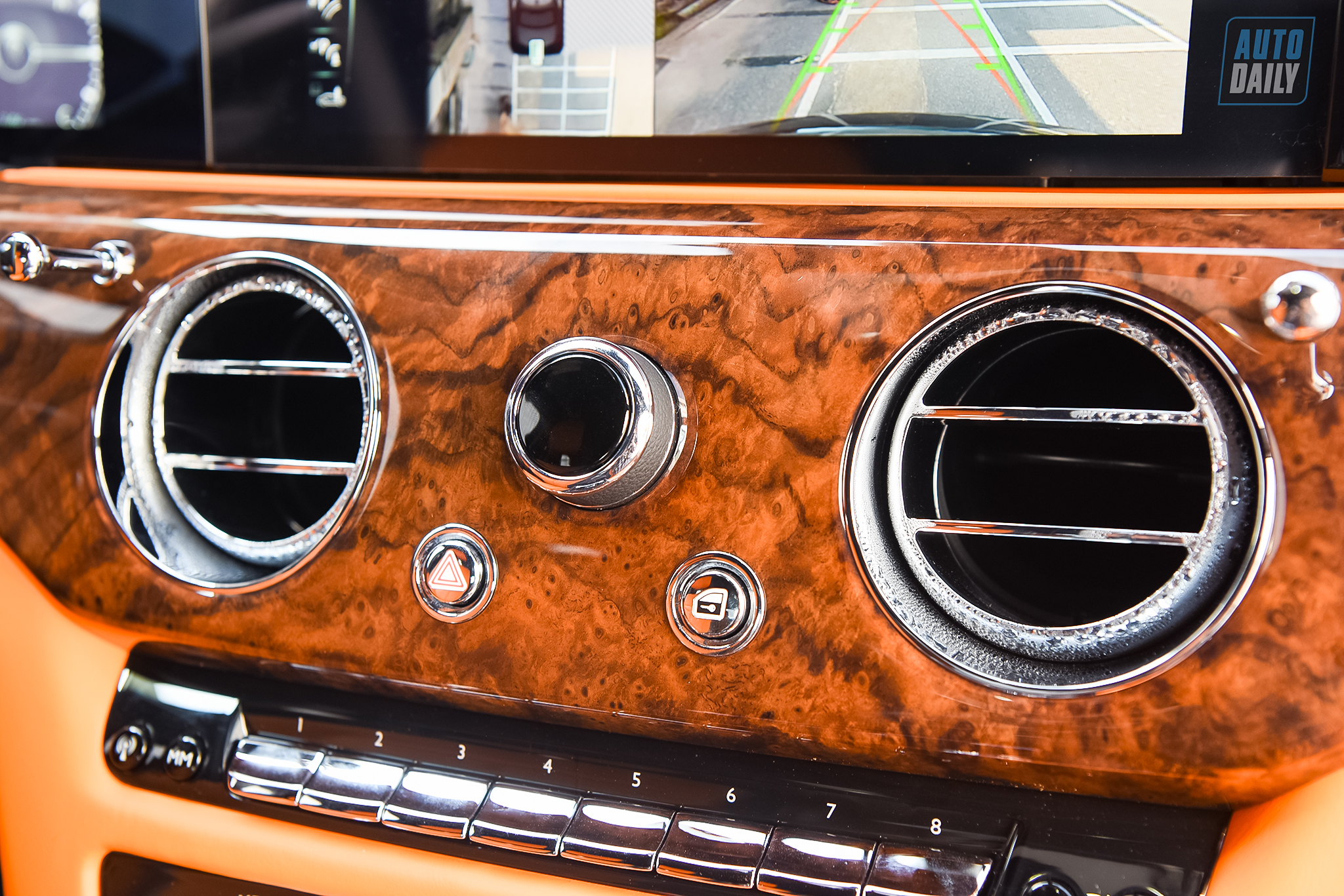 Ảnh chi tiết Rolls-Royce Ghost EWB 2021 đặt hàng cá nhân hoá 24.jpg