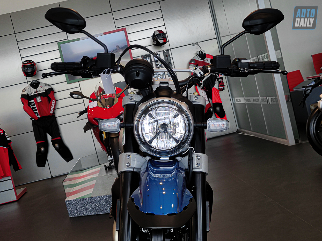 Ducati Scrambler Desert Sled – Động cơ cấp tiến ẩn trong vẻ đẹp hoài cổ Ducati Scrambler Desert Sled 2021  (6).jpg
