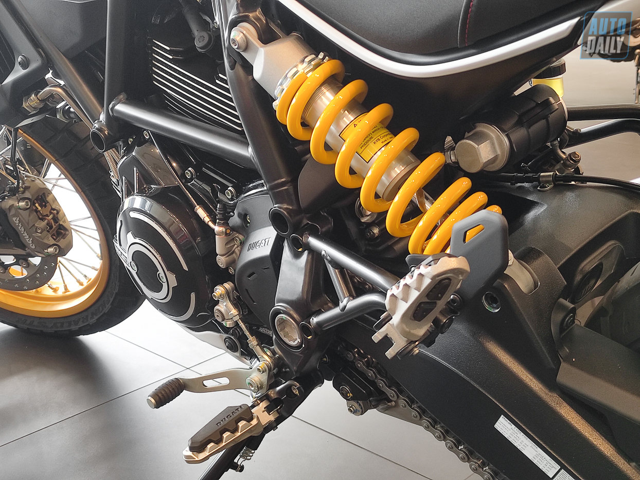 Ducati Scrambler Desert Sled – Động cơ cấp tiến ẩn trong vẻ đẹp hoài cổ Ducati Scrambler Desert Sled 2021  (9).jpg