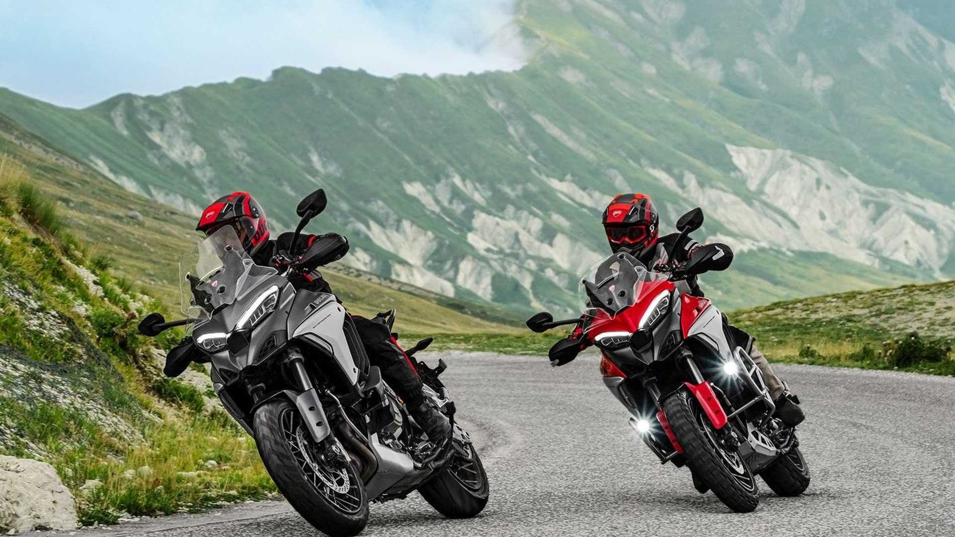 Trận chiến cân não giữa KTM 1290 Super Adventure và Ducati Multistrada V4 Ducati Multistrada V4 (2).jpg