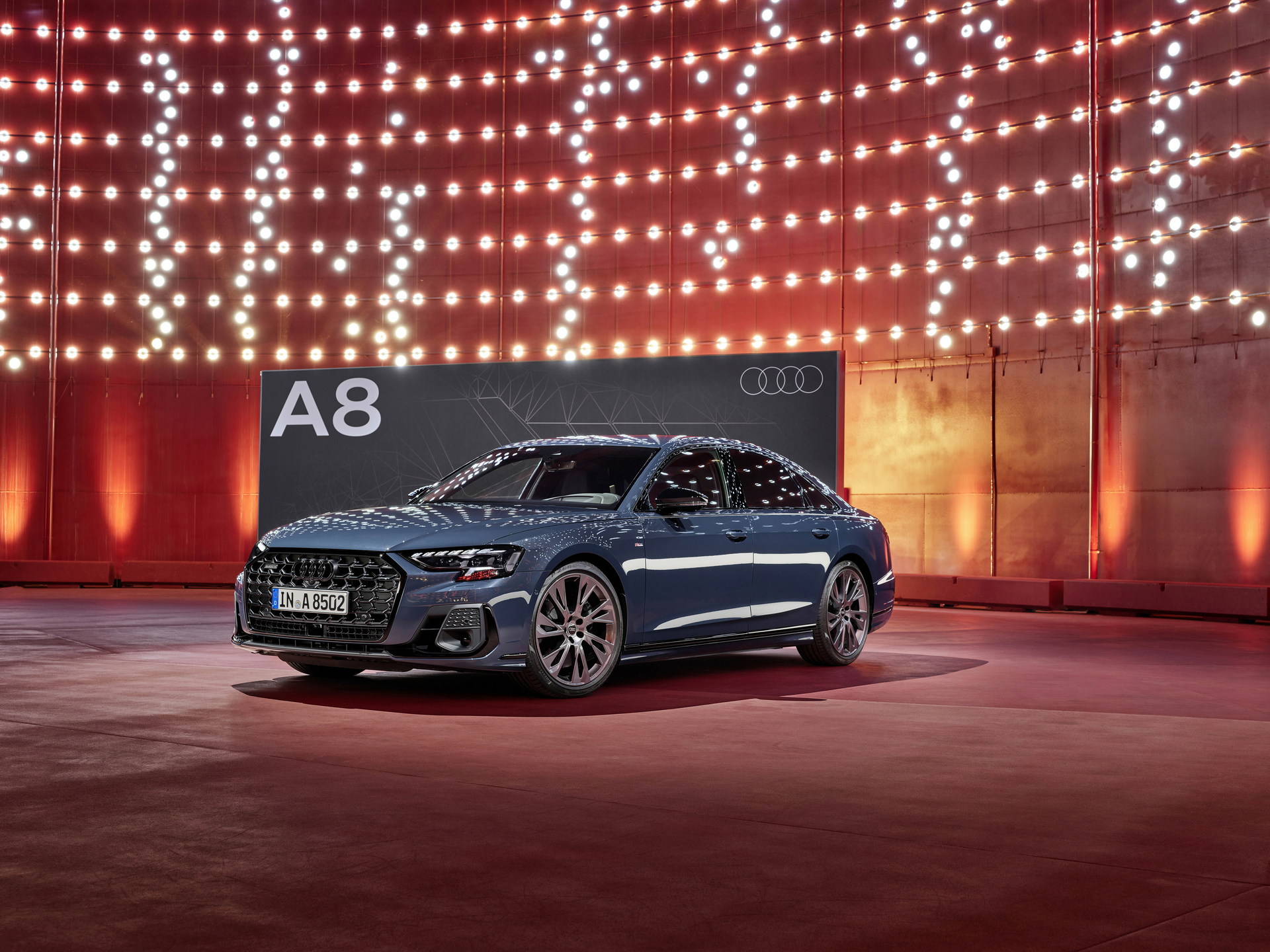 2022-audi-a8-facelift-1.jpg