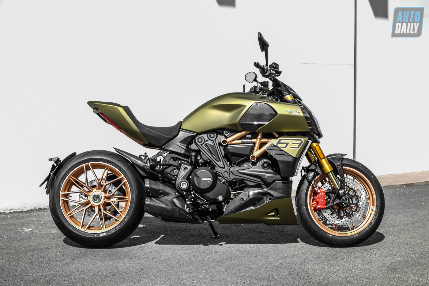 Cận cảnh Ducati Diavel 1260 Lamborghini giá ngang Toyota Camry tại Việt Nam