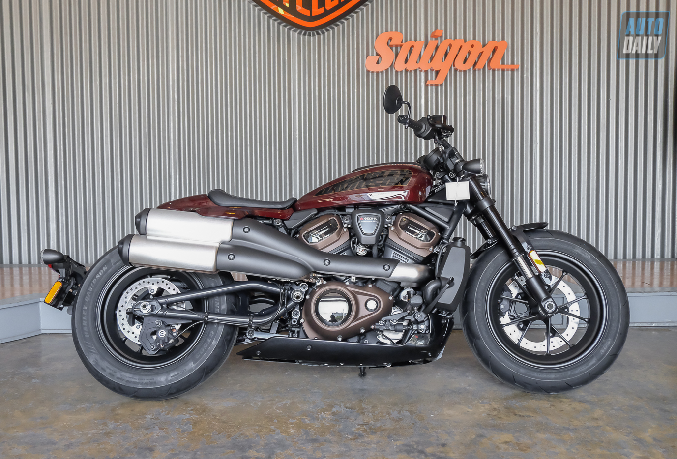 These 13 BoltOns Make The HarleyDavidson Roadster Perfect  Motorcyclist