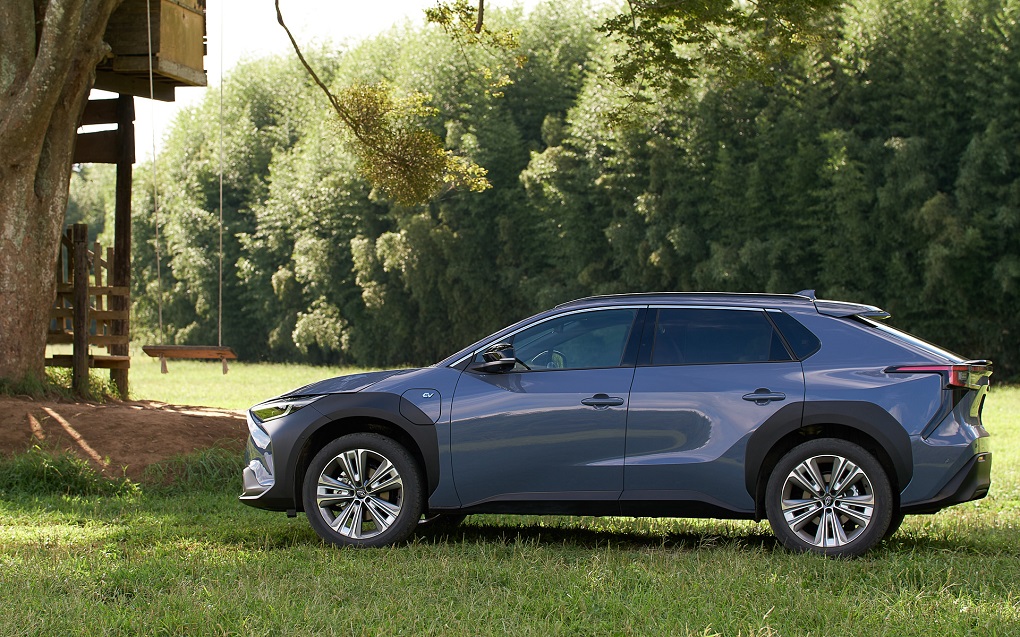 2023-subaru-solterra-8.jpg