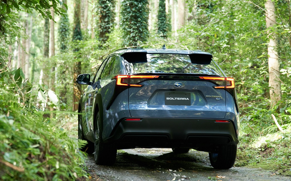 2023-subaru-solterra-9.jpg