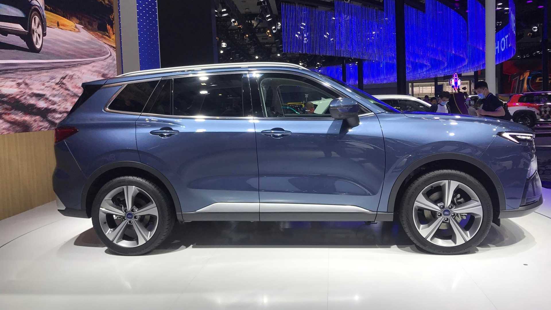 Ford Equator Sport ra mắt – Người anh em hầm hố hơn của Escape ford-equator-sport-live-photos-from-guangzhou-auto-show-1.jpg