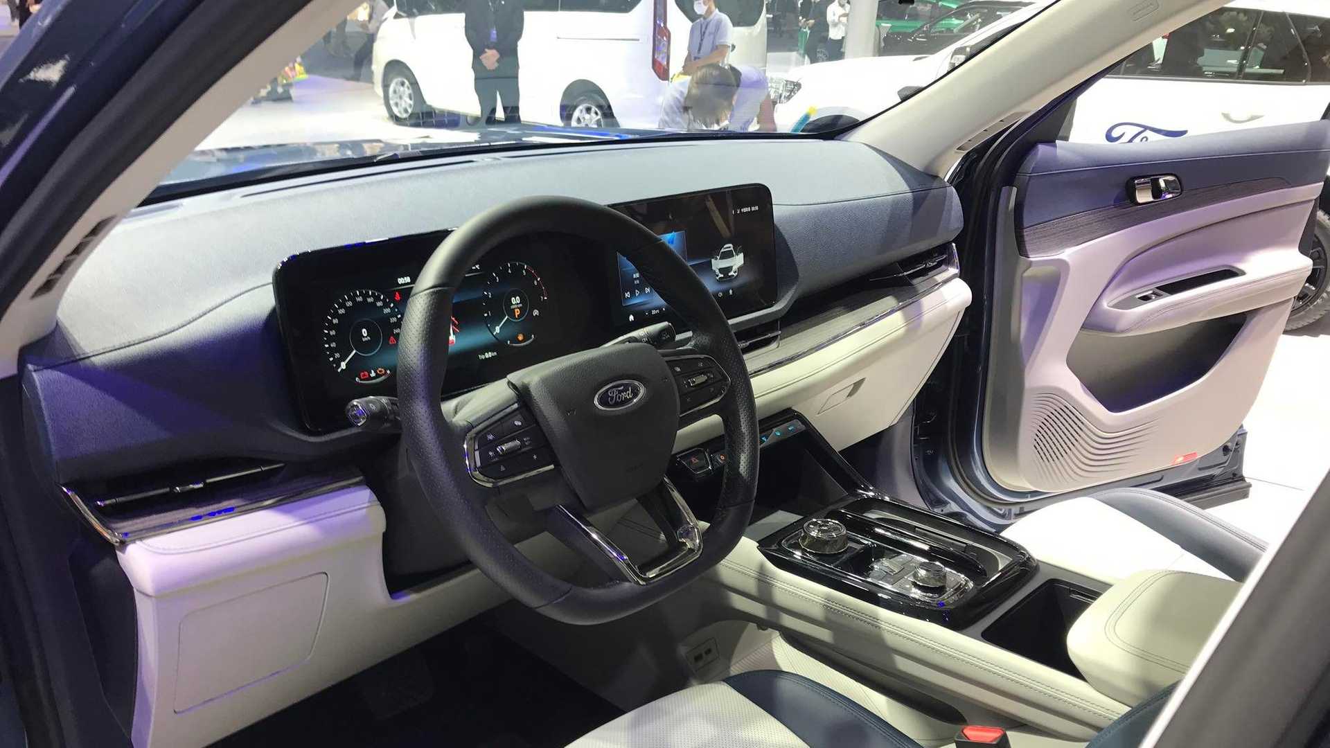 Ford Equator Sport ra mắt – Người anh em hầm hố hơn của Escape ford-equator-sport-live-photos-from-guangzhou-auto-show-4.jpg