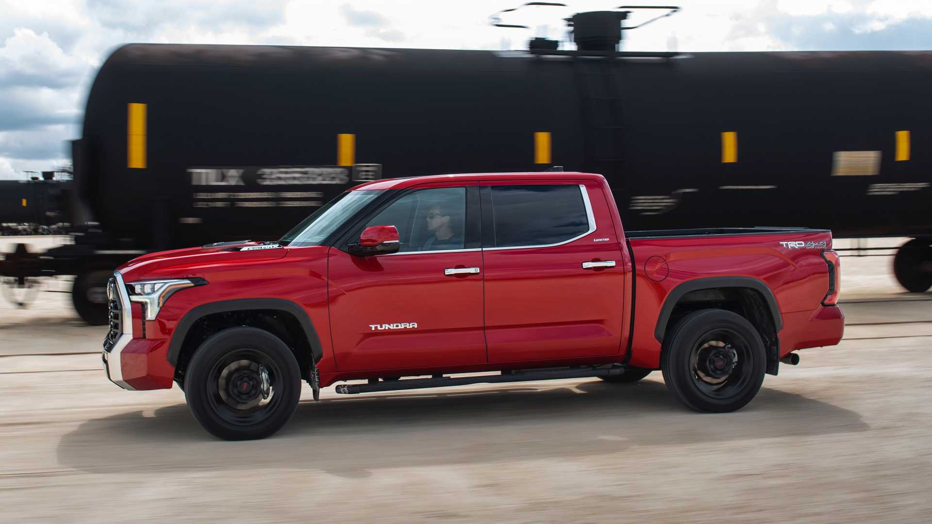 2022-toyota-tundra-review-exterior-3.jpg