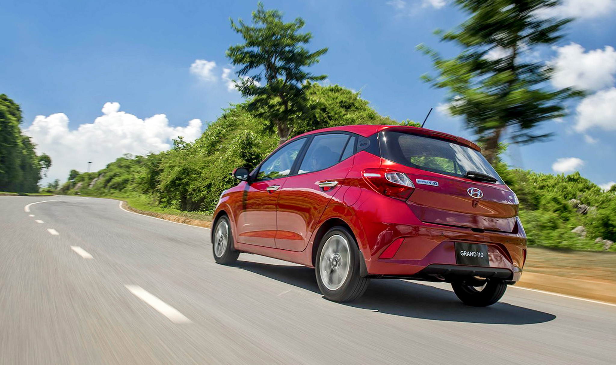 Đánh giá Hyundai Grand i10 2021: Nâng cấp toàn diện để trở lại hyundai-grand-i10-2021-hatchback-20.jpeg