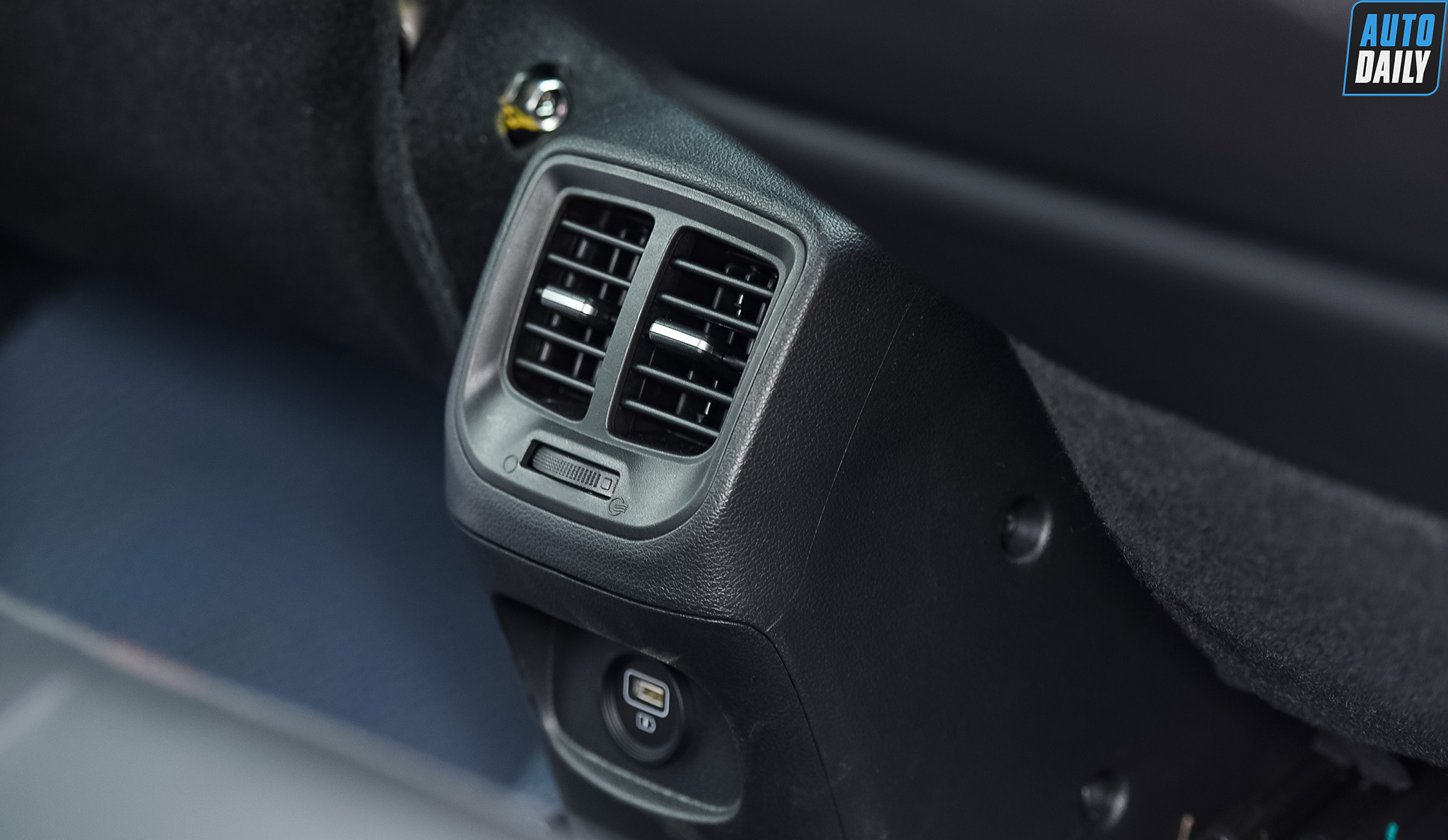 Đánh giá Hyundai Grand i10 2021: Nâng cấp toàn diện để trở lại i10-21-copy.jpg