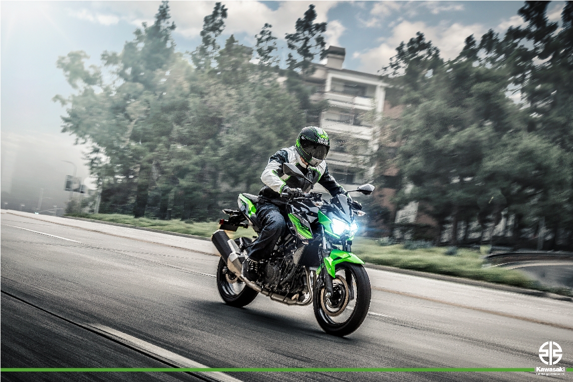 Kawasaki Z400 hoàn toàn mới cập bến tại Việt Nam, giá gần 150 triệu đồng Kawasaki Z400 ABS hoàn toàn mới (3).jpg