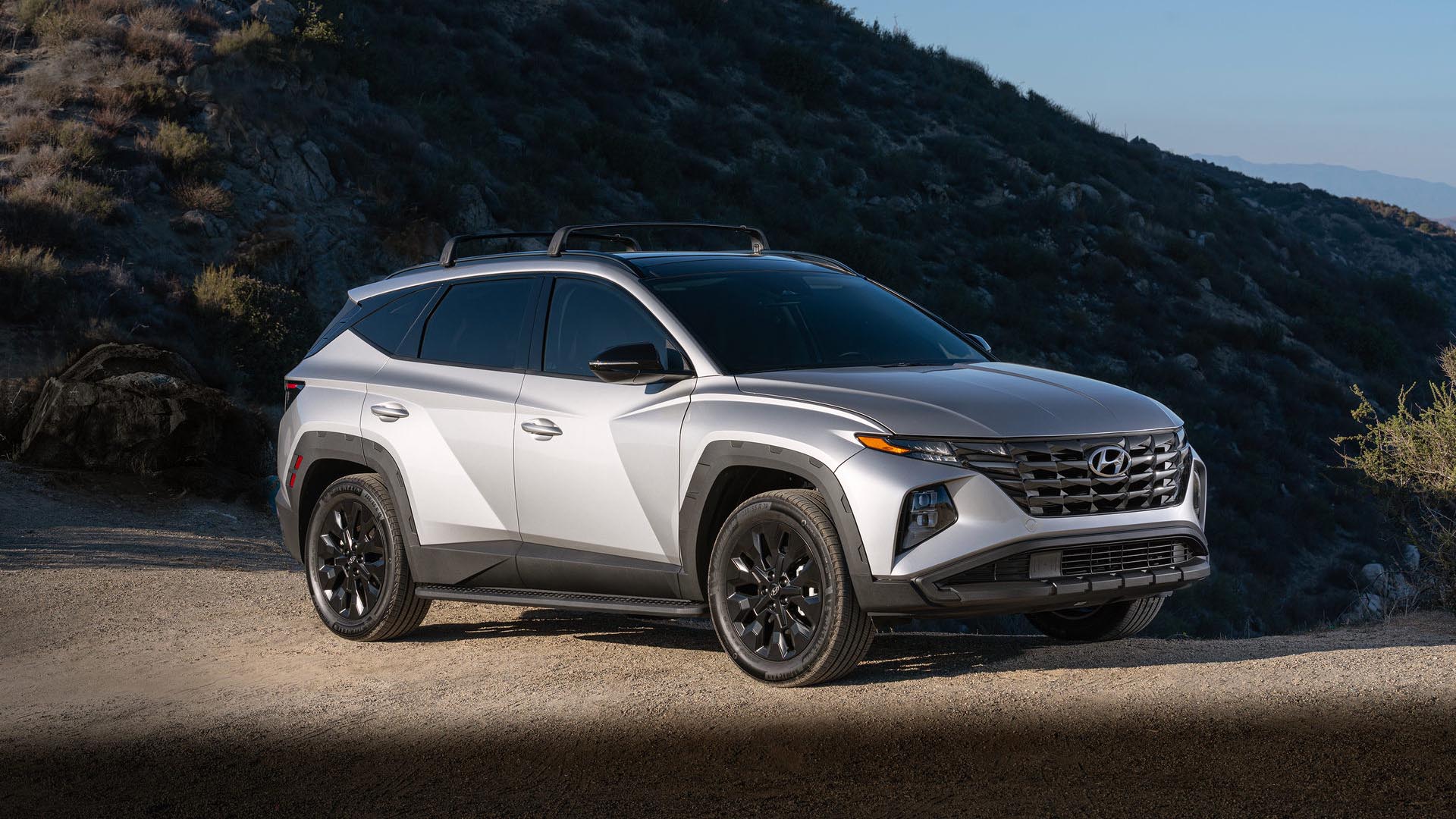 Hyundai Tucson 2022 được bổ sung phiên bản mới hầm hố hơn, giá từ 32.625 USD