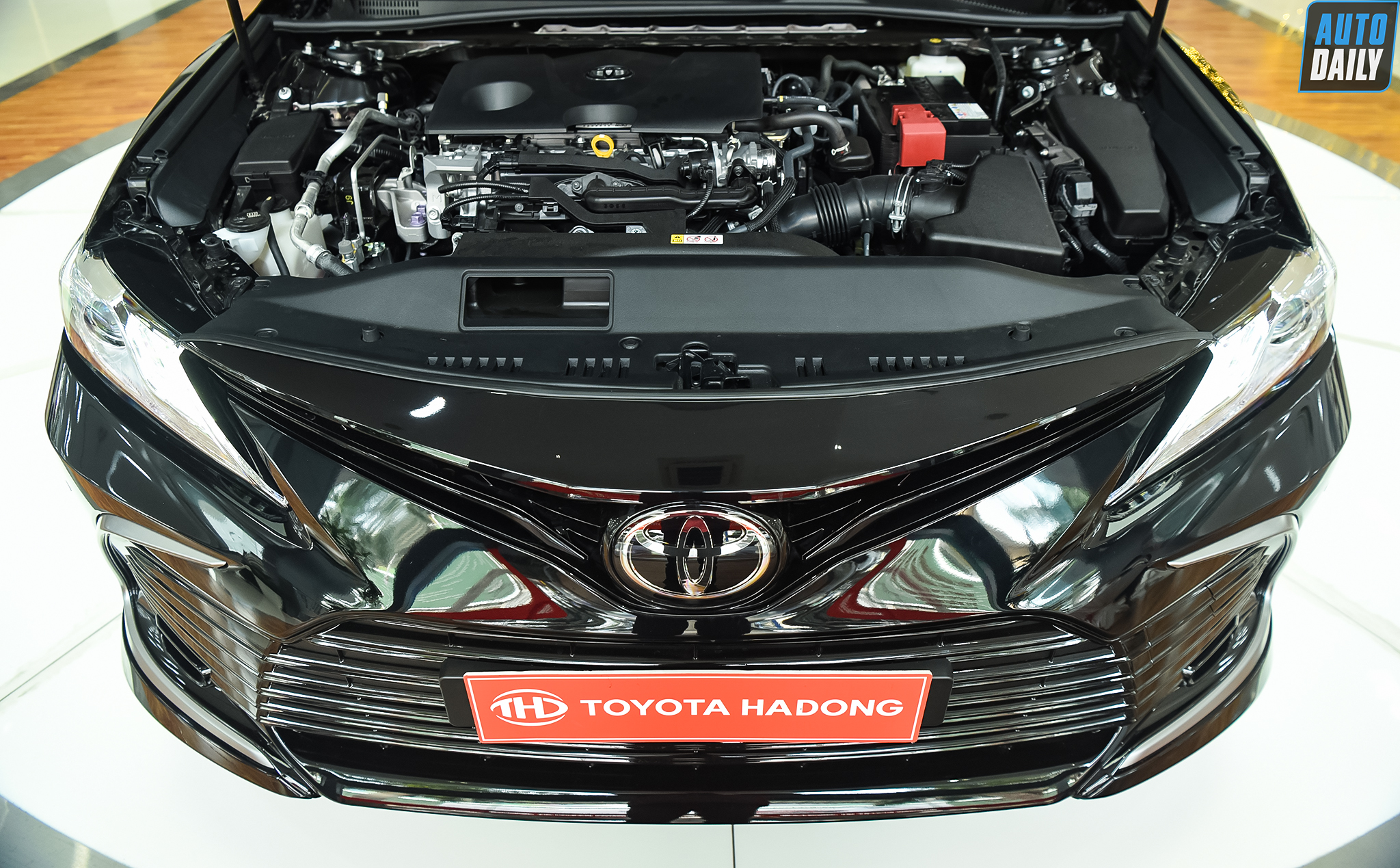 Chi tiết Toyota Camry 2.0Q 2022, lựa chọn mới giá 1,167 tỷ đồng 14.jpg
