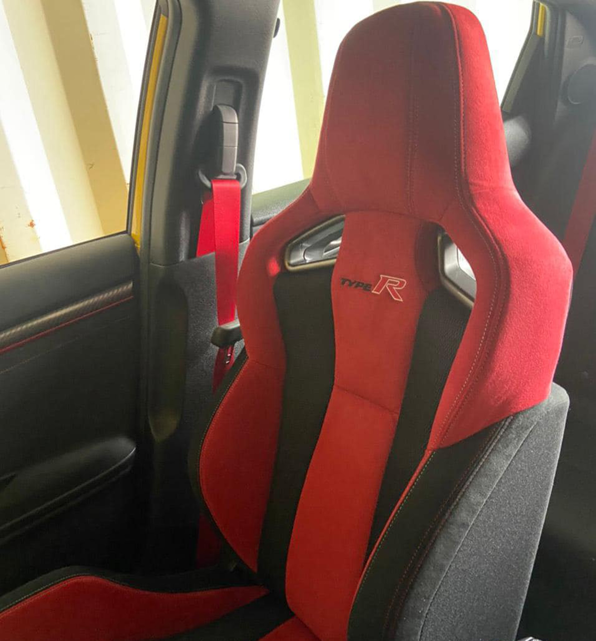 Xe chơi Honda Civic Type R Limited Edition 2021 đầu tiên về Việt Nam 265737422-1263455144158444-4157503382137868748-n.jpeg