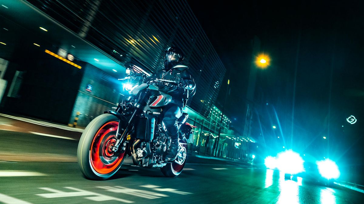 Những nâng cấp đáng giá của Yamaha MT-09 2021, đối thủ Ducati Monster Yamaha MT-09 202 (15).jpg