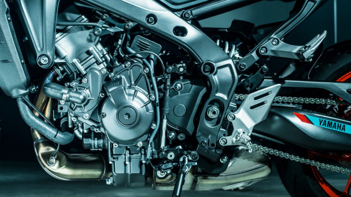 Những nâng cấp đáng giá của Yamaha MT-09 2021, đối thủ Ducati Monster Yamaha MT-09 202 (5).jpg