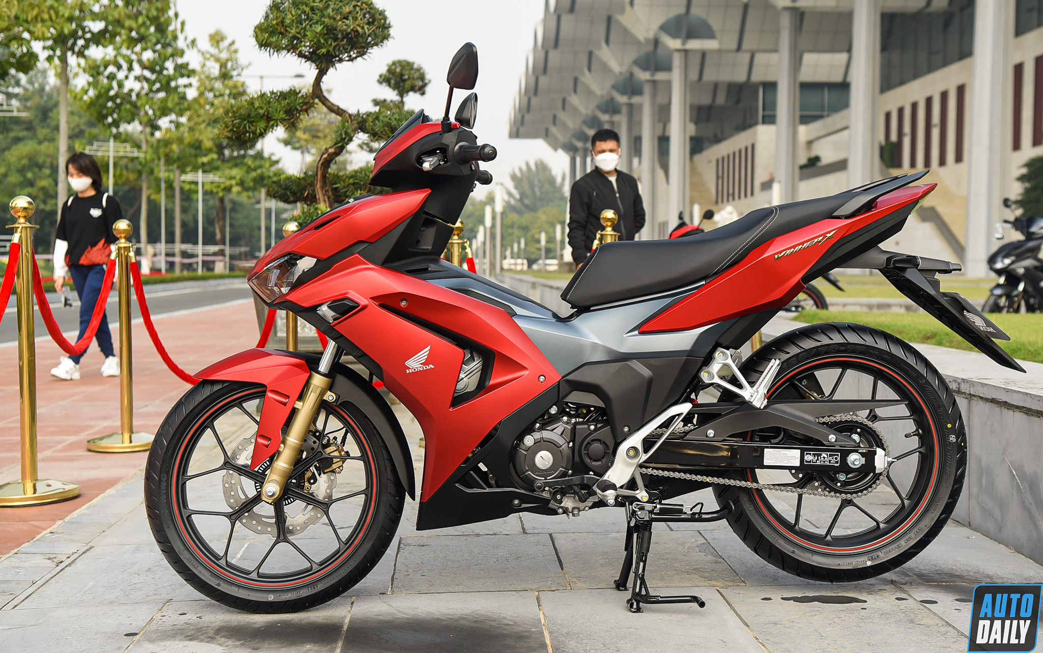 Chi tiết Honda Winner X 2022 giá từ 46 triệu tại Việt Nam adt-0622-copy.jpg