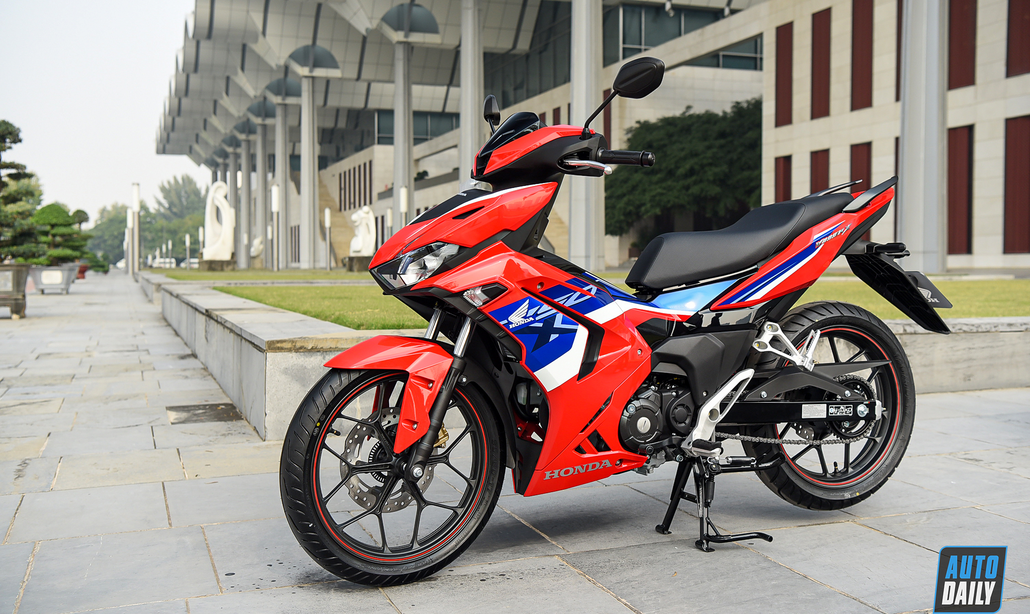Chi tiết Honda Winner X 2022 giá từ 46 triệu tại Việt Nam adt-0624-copy.jpg
