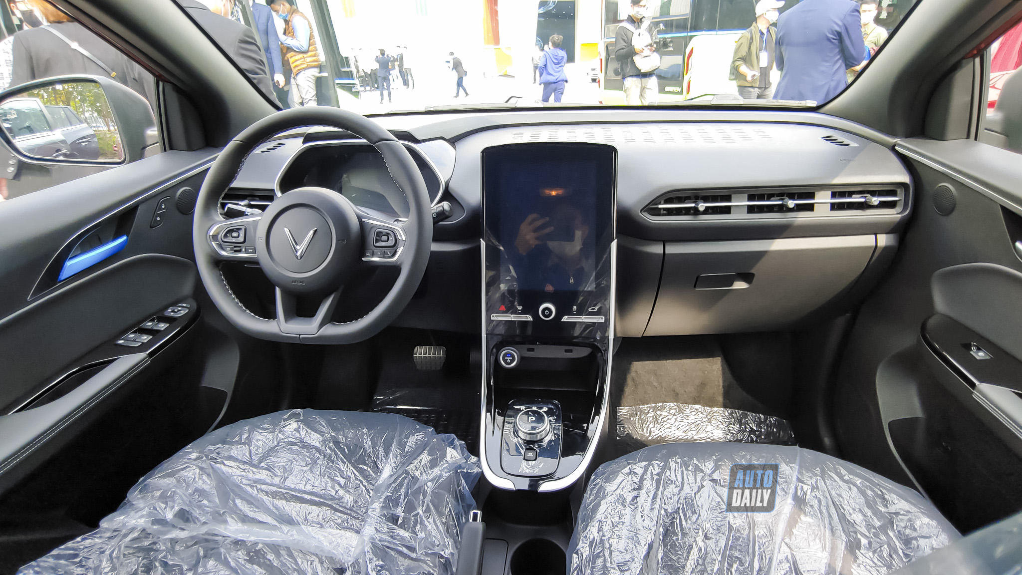 VinFast bàn giao lô xe ô tô điện VF e34 đầu tiên cho khách hàng 20211225-121358-copy.jpg