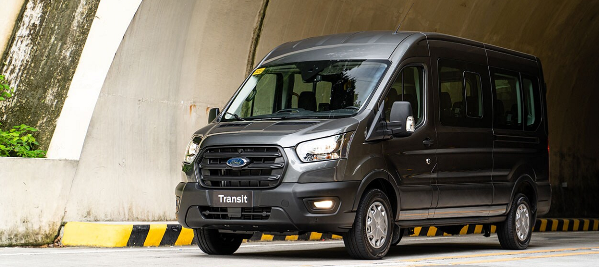 Ford Transit 2022 ra mắt tại Việt Nam, giá 845 triệu đồng