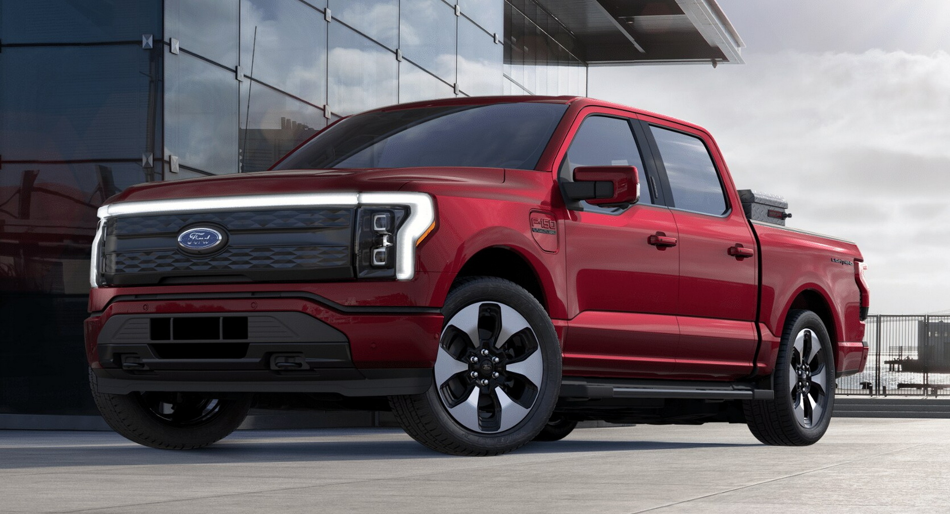 Quá đắt khách, Ford F-150 Lightning được tăng gấp đôi sản lượng 2022-ford-f-150-lightning-configurator-1.jpg