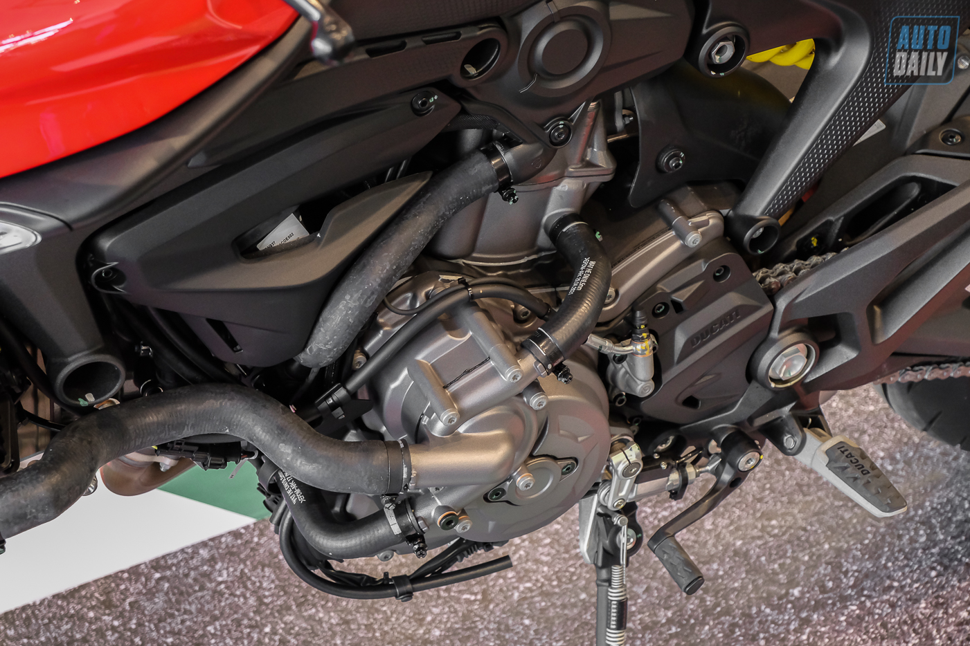 Ducati Monster 937 2021 - Trọng lượng nhẹ, nhỏ gọn và linh hoạt hơn Ducati Monster 937 2021  (16).jpg