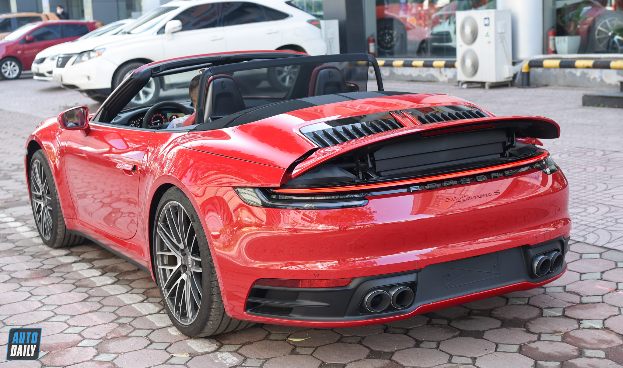 Ảnh chi tiết Porsche 911 Carrera S Cabriolet nhập tư nhân giá trên 10 tỷ adt-6710.jpg