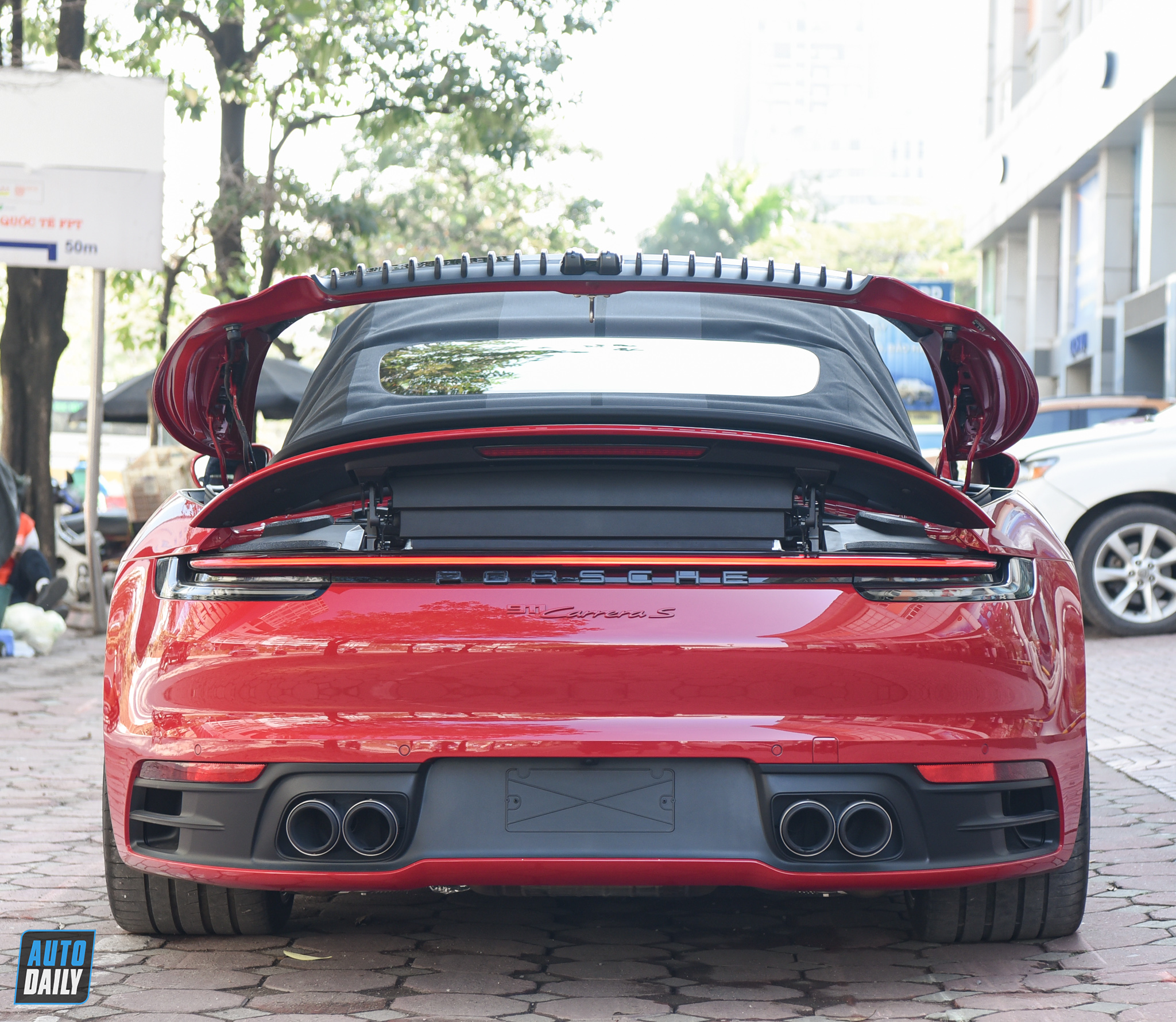 Ảnh chi tiết Porsche 911 Carrera S Cabriolet nhập tư nhân giá trên 10 tỷ adt-6713.jpg
