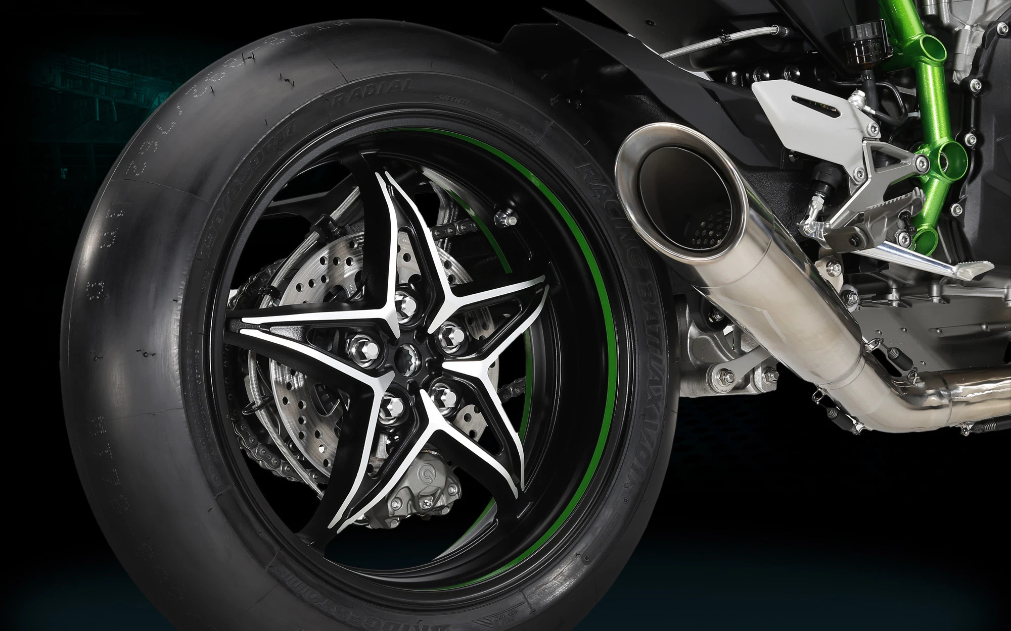 “Cực phẩm” Kawasaki Ninja H2R 2021 sắp về Việt Nam Kawasaki Ninja H2R (8).jpg