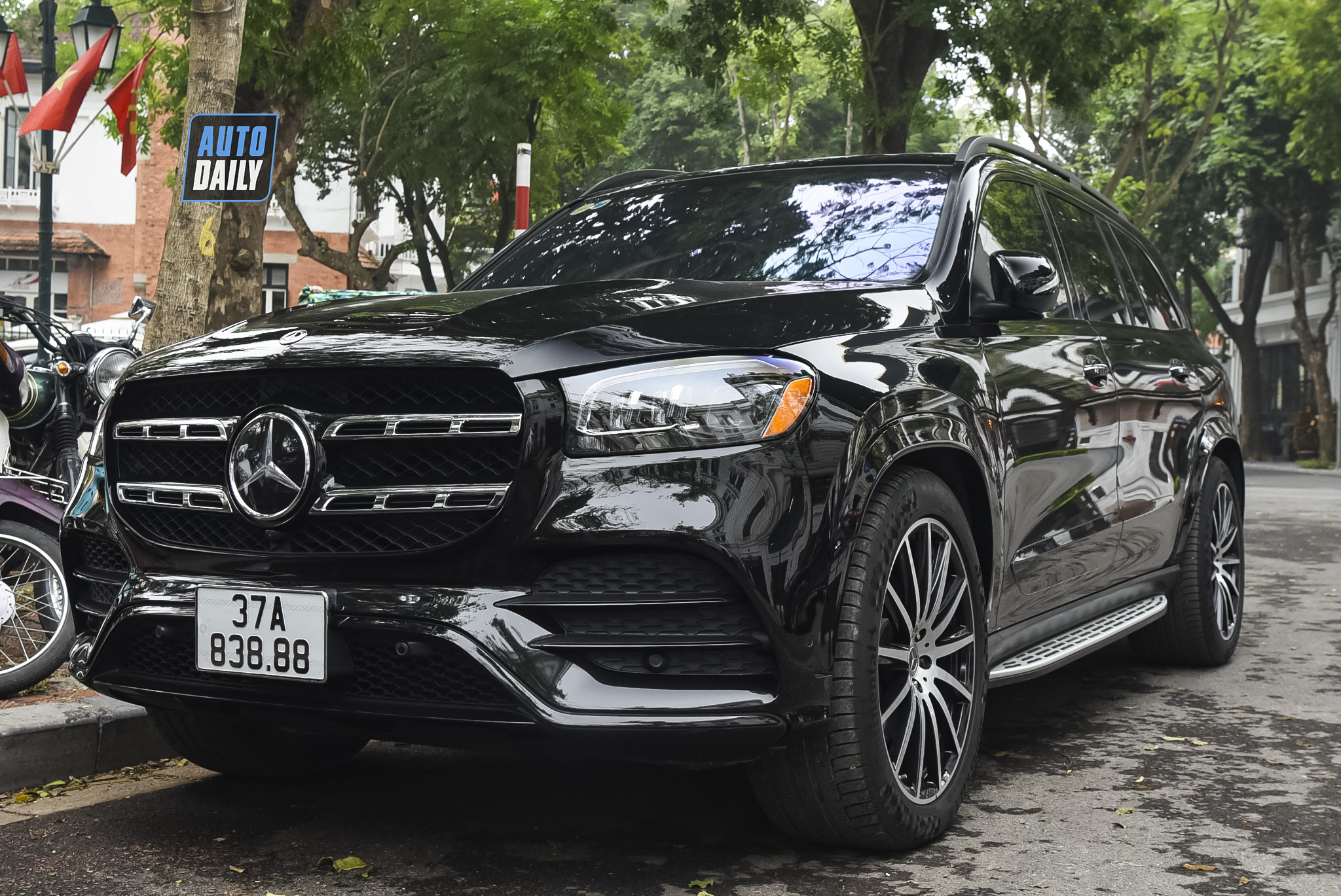Chạm mặt Mercedes-Benz GLS 580 hơn 9 tỷ của đại gia Nghệ An adt-8963-copy.jpg