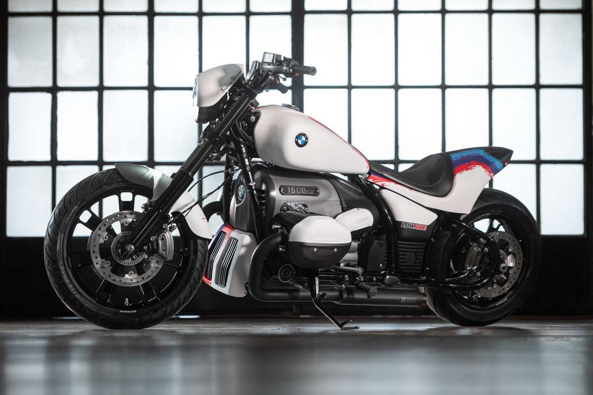 2022-BMW-Motorrad-R18-M-Custom-27%20(3).jpg