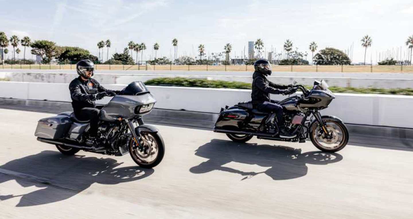 Harley-Davidson Road Glide ST và Street Glide ST 2022 chính thức trình làng