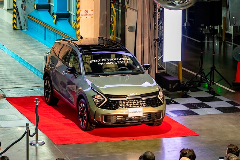 THACO AUTO chính thức xuất xưởng mẫu xe Kia Sportage  Tạp chí Tài chính
