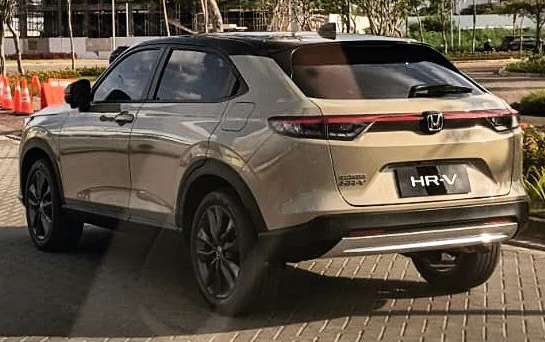 2022-honda-hr-v-indonesia-spyshot-2-e1643963324332.jpg