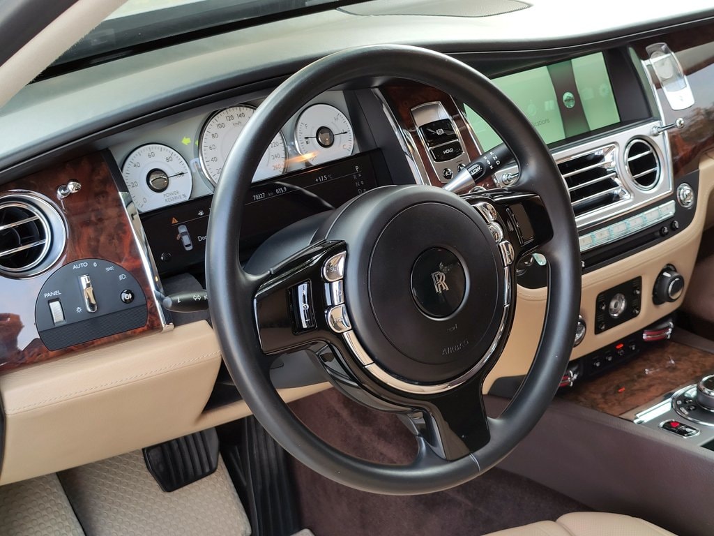 RollsRoyce Ghost 2012 Pricing  Specifications  carsalescomau