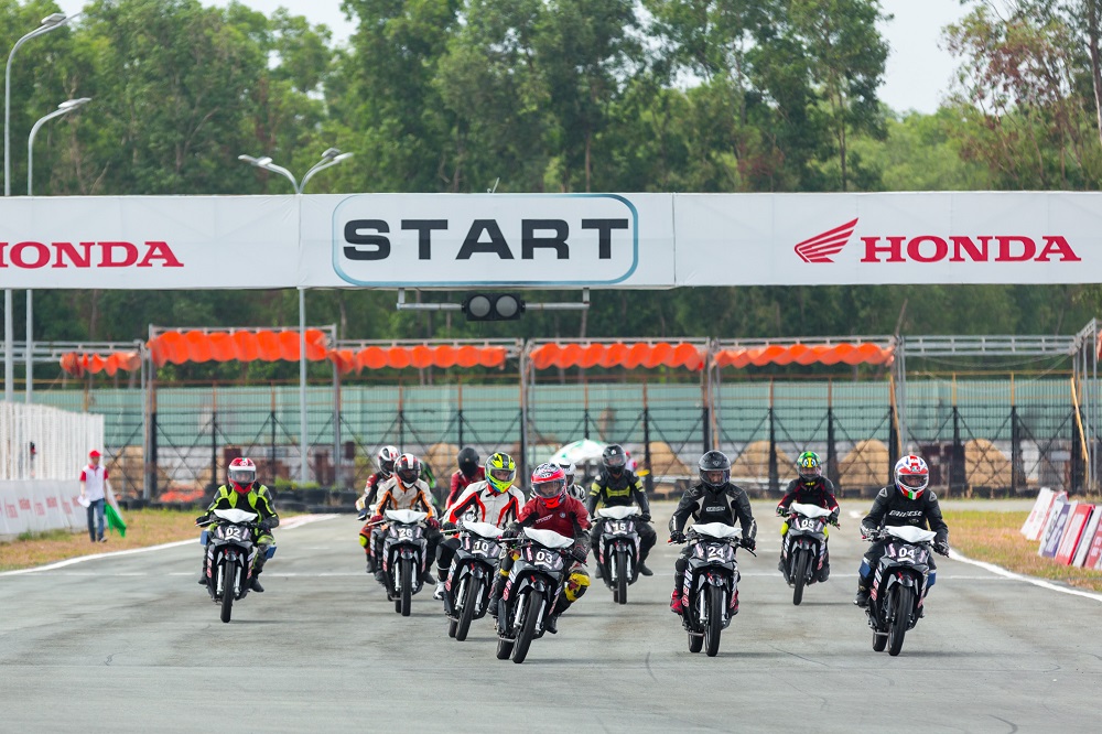 Racing season VMRC 2022 – Stage 1 ready to start in Binh Duong Honda Vietnam boosts motorcycle sports activities in the 2022 season anh-general.jpg