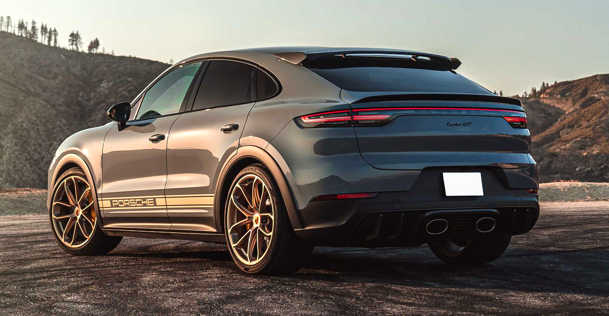 2022-porsche-cayenne-turbo-gt-exterior-rear-quarter8.jpeg