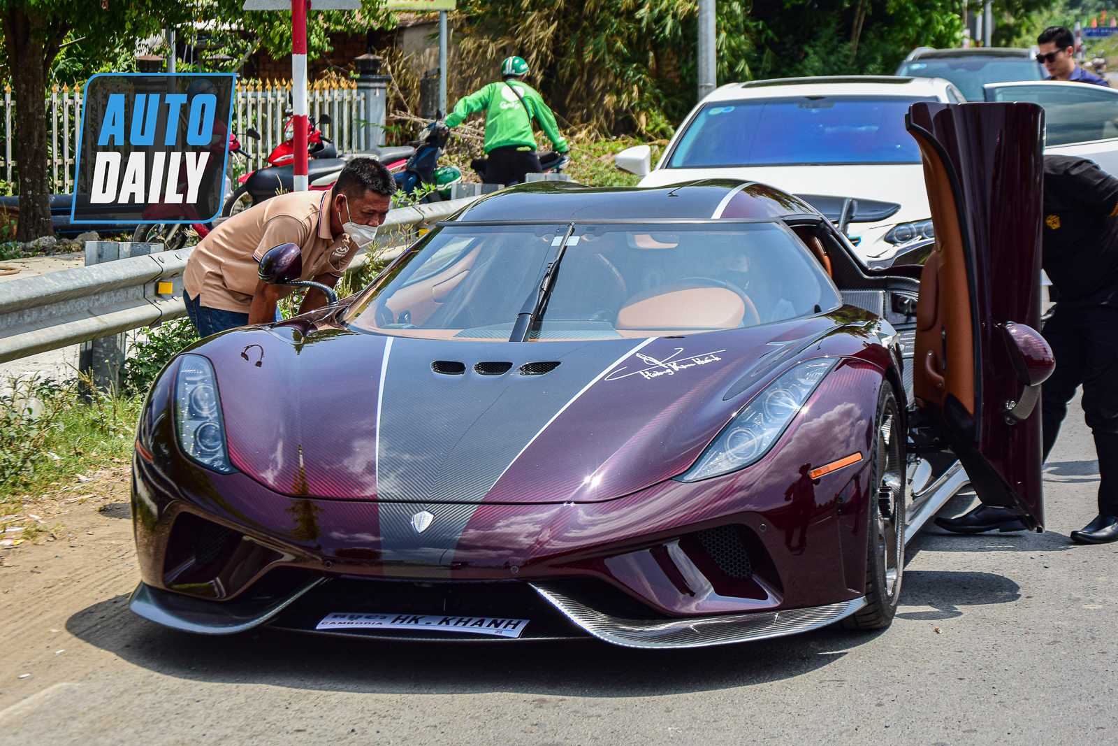 Hoàng Kim Khánh đem Koenigsegg Regera 200 tỷ về Cần Thơ cùng dàn xe trăm tỷ dan-xe-ve-can-tho-autodaily-1.JPG