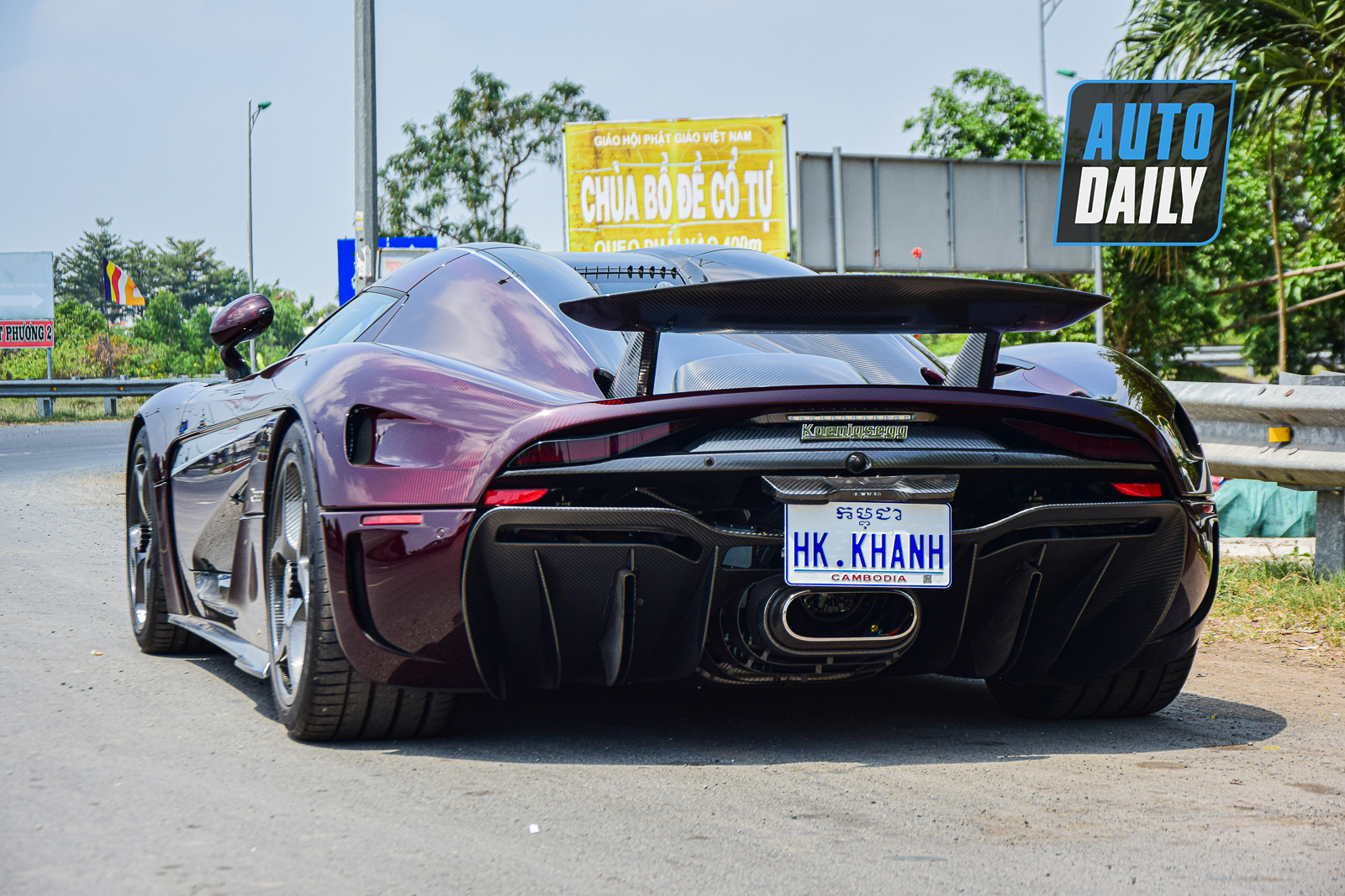 Hoàng Kim Khánh đem Koenigsegg Regera 200 tỷ về Cần Thơ cùng dàn xe trăm tỷ dan-xe-ve-can-tho-autodaily-4.JPG