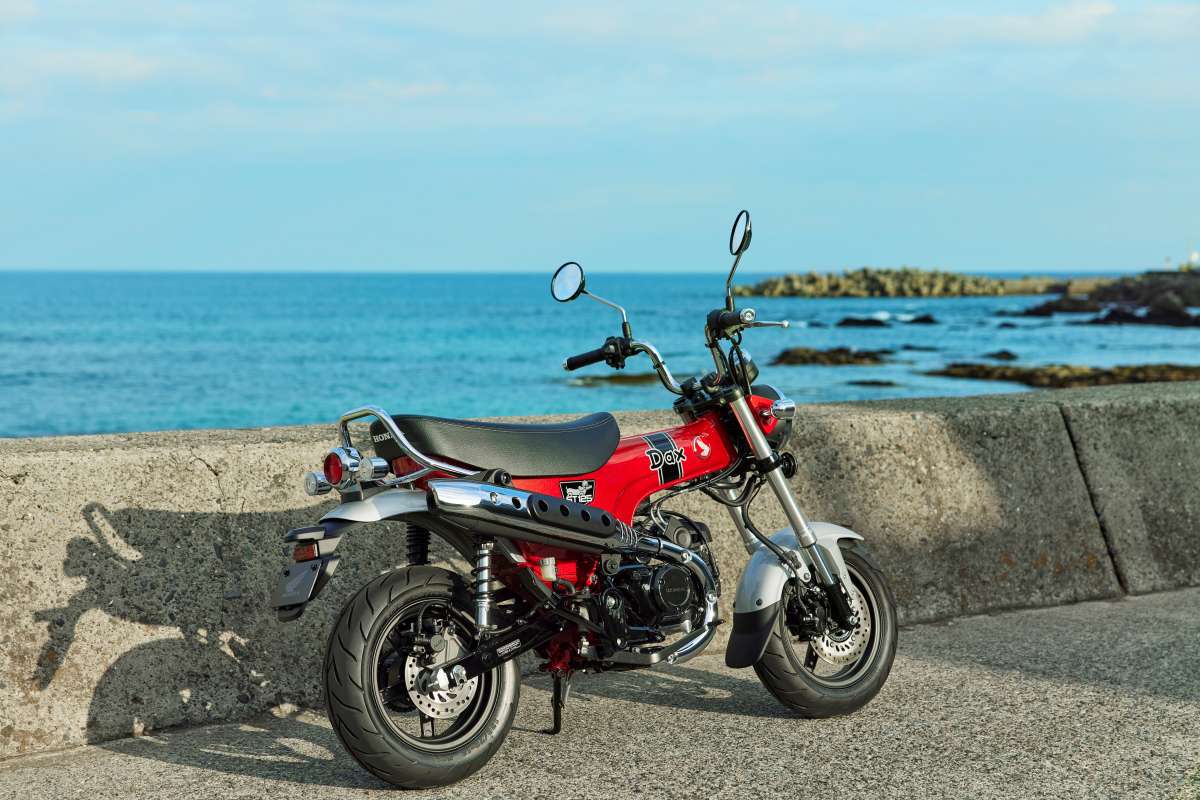 Honda ST125 Dax 2022 – Chiếc minibike hồi sinh sau 41 năm vắng bóng