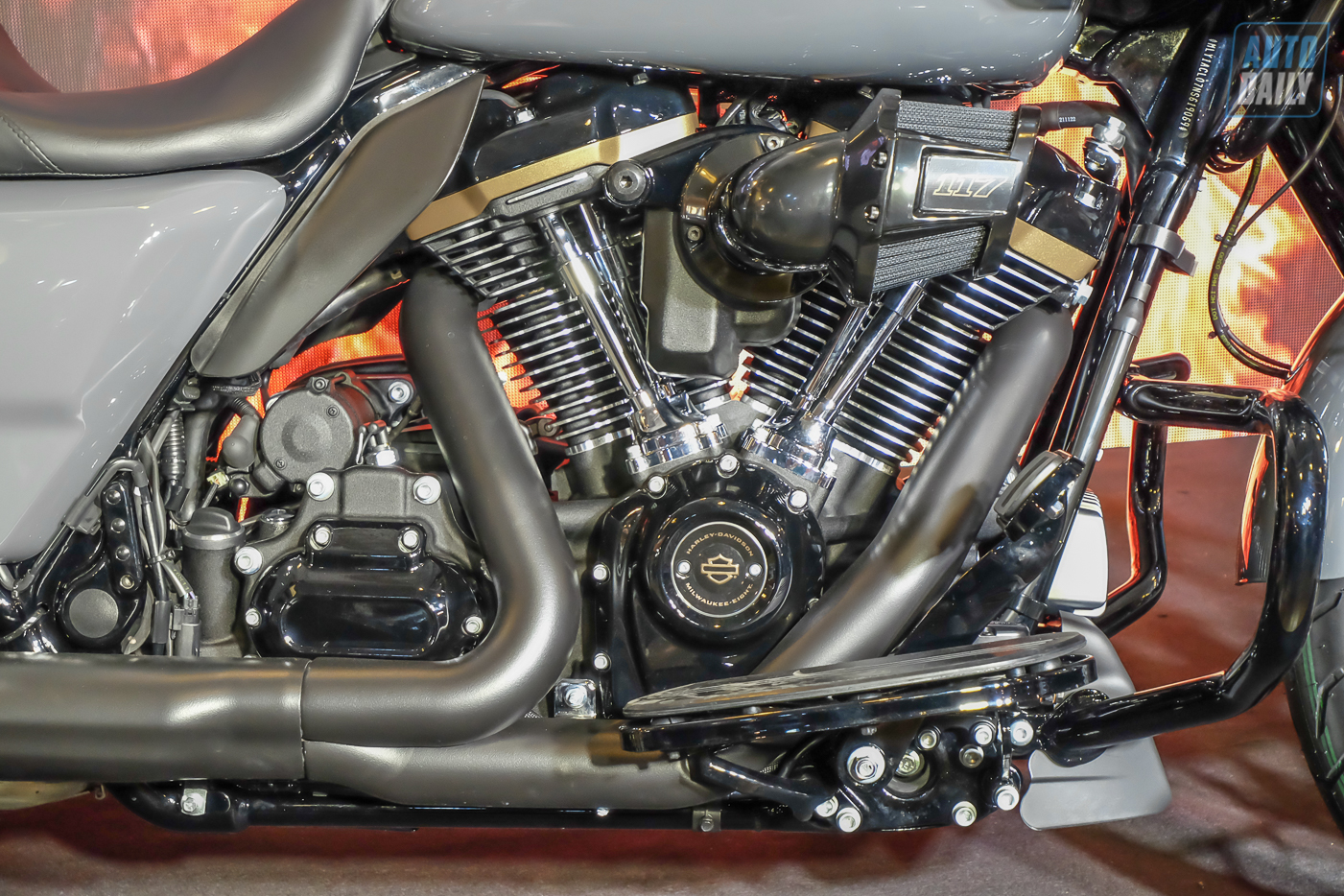 Harley-Davidson%20Road%20Glide%20ST%202022%20(10).jpg