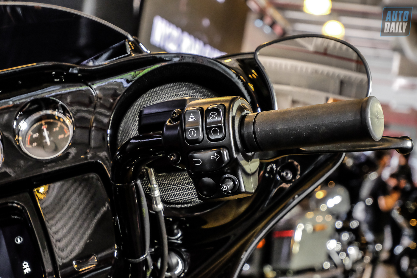 Harley-Davidson%20Street%20Glide%20ST%202022%20(19).jpg