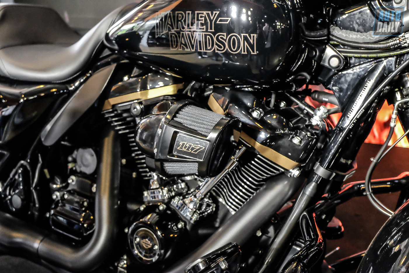 Harley-Davidson%20Street%20Glide%20ST%202022%20(20).jpg