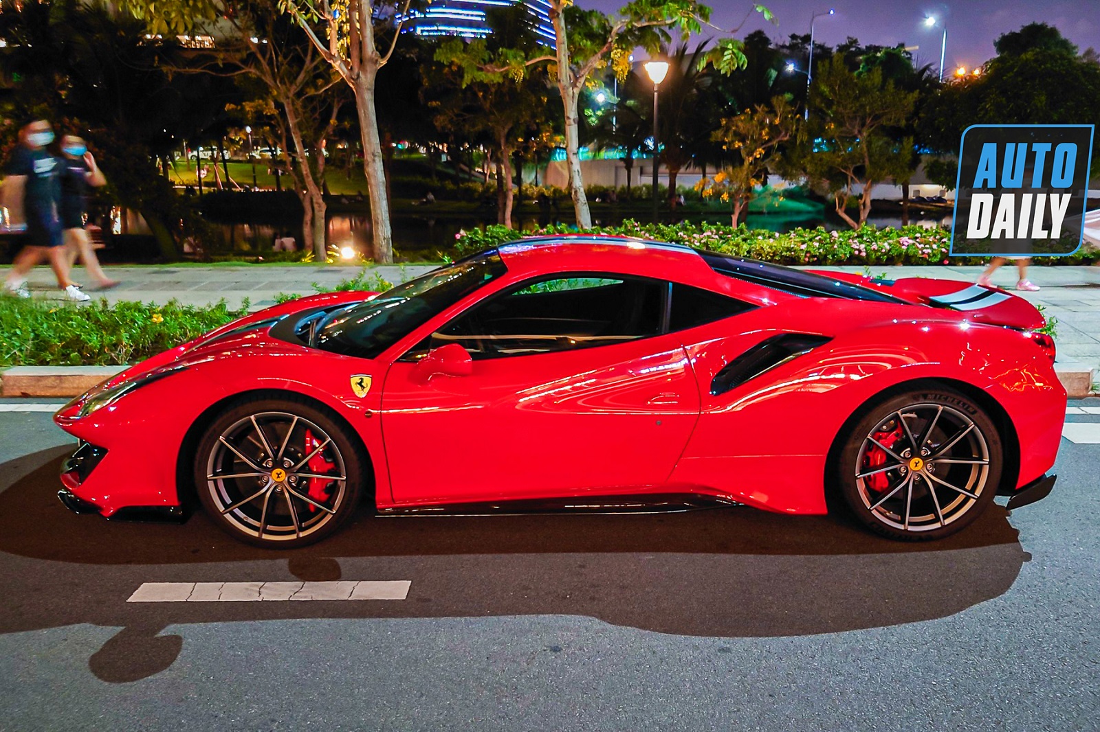 Ferrari 488 Pista Coupe độc nhất Việt Nam bất ngờ xuất hiện sau gần 1 năm về nước ferrari-488-pista-coupe-autodaily-3.JPG