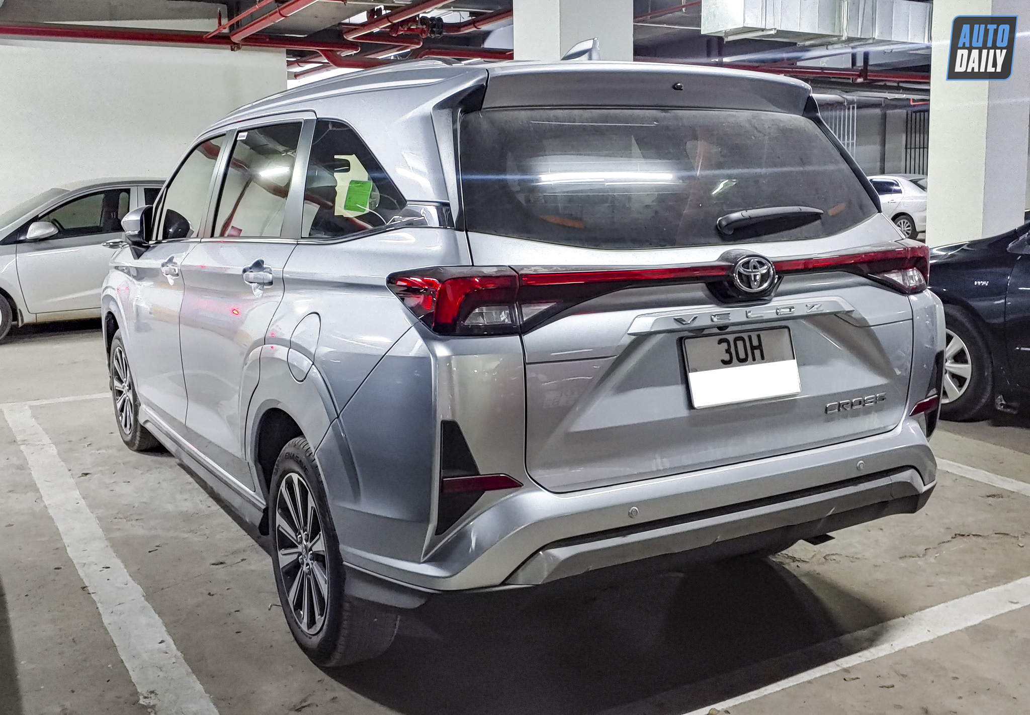 Toyota Veloz Cross 2022 bắt đầu xuất hiện trên phố veloz-cross-3.jpg