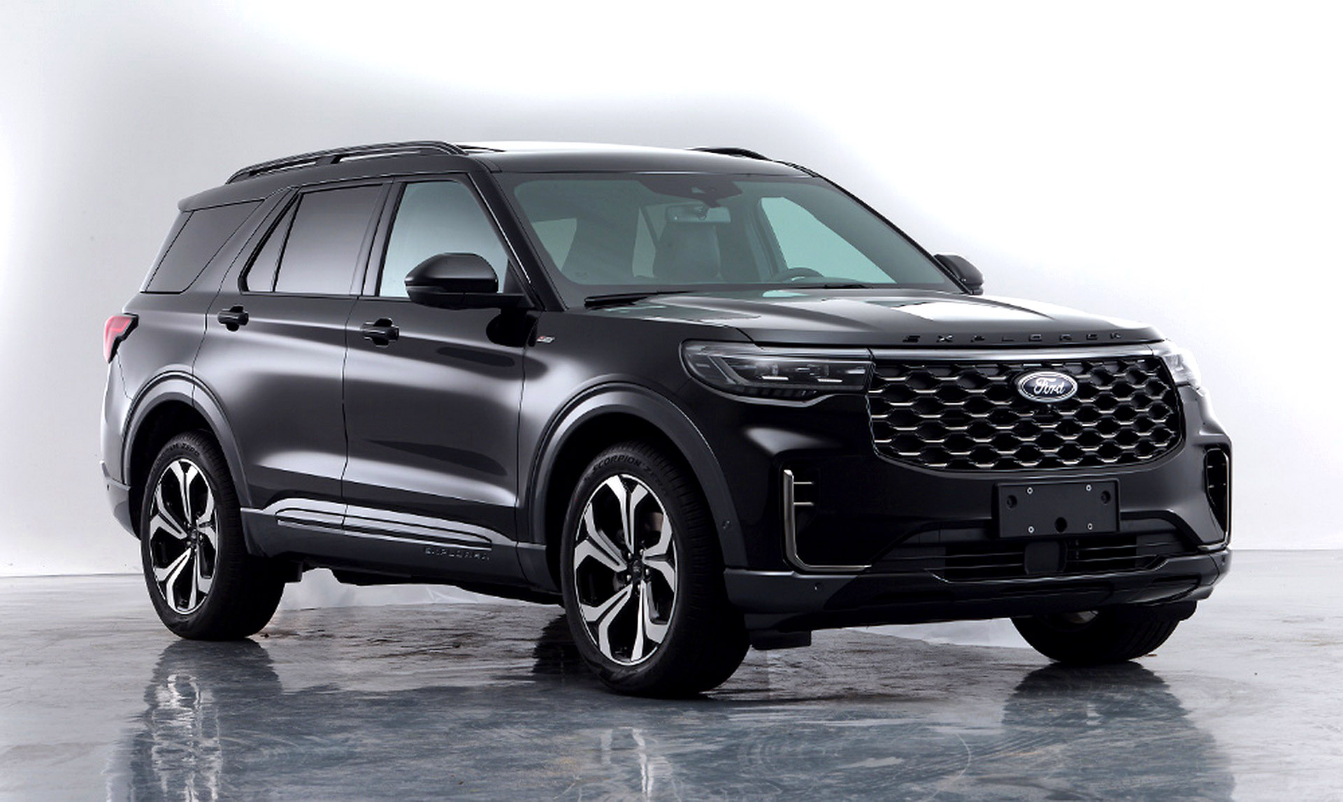 Ford Explorer 2023 dành cho thị trường Trung Quốc có gì đặc biệt? 2023-ford-explorer-china-fl-1-carscoops-copy-1.jpg