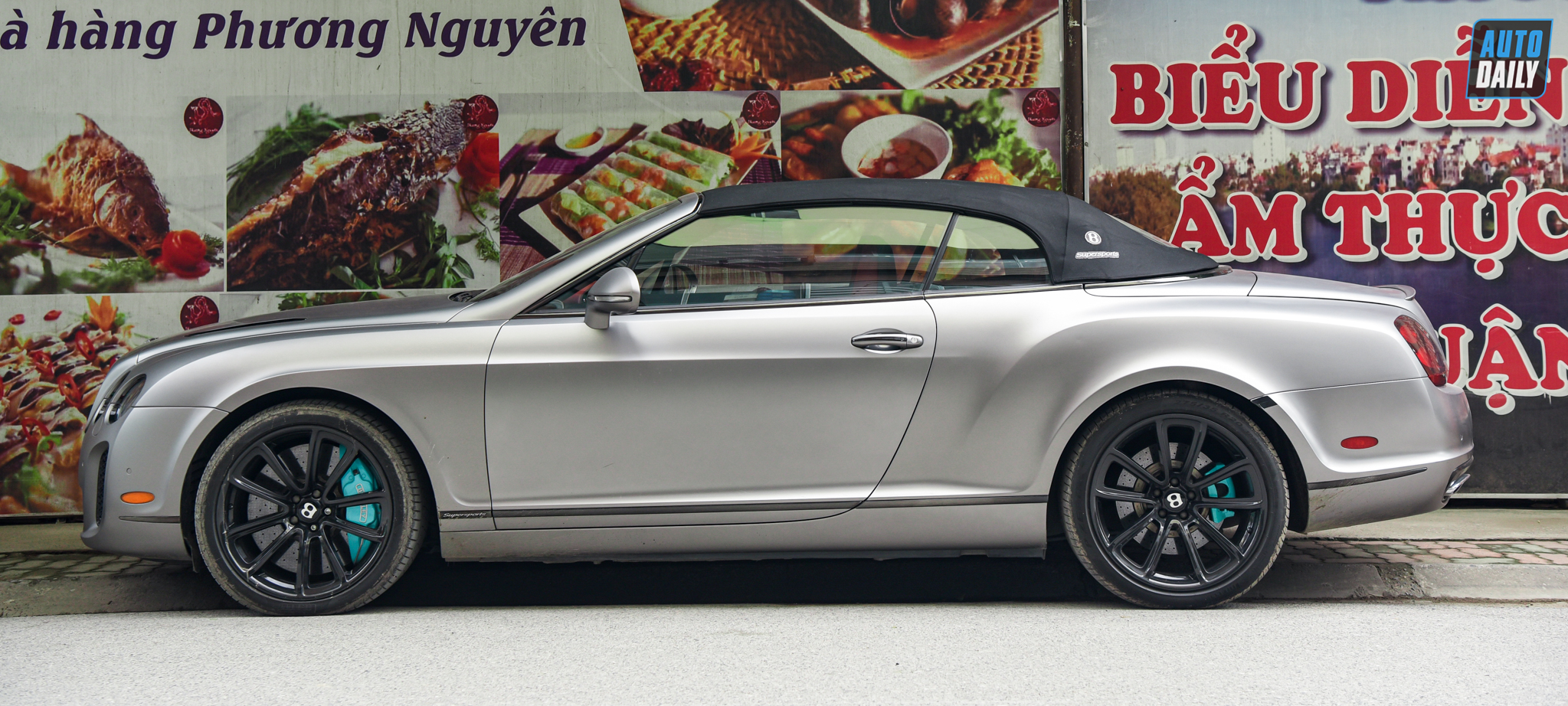 Bentley Continental SuperSports Convertible xuất hiện tại Hà Nội adt-2673.jpg