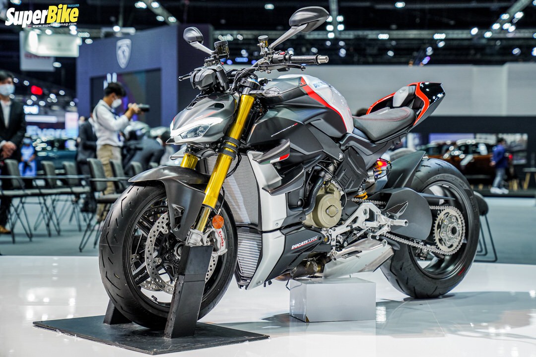 Ducati trình làng 6 mẫu xe mới sở hữu loạt trang bị xịn xò Ducati Streetfighter V4 SP 2022.jpg
