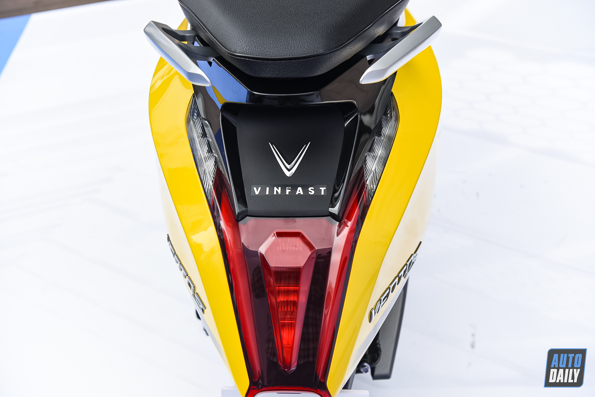 VinFast Vento S ra mắt với giá 56 triệu đồng, đi 160 km/lần sạc 16.jpg