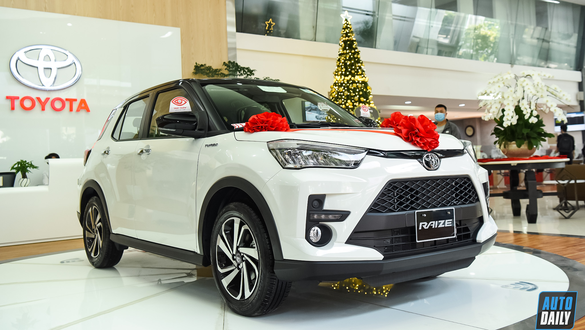 Nhiều thương hiệu ‘khóc ròng’ vì gián đoạn chuỗi cung ứng toàn cầu toyota-raize.jpeg